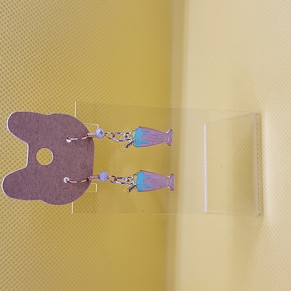 Milkshake earrings